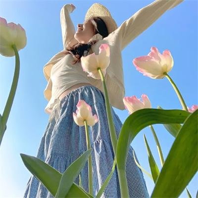 德里克和克莱夫拿到号角